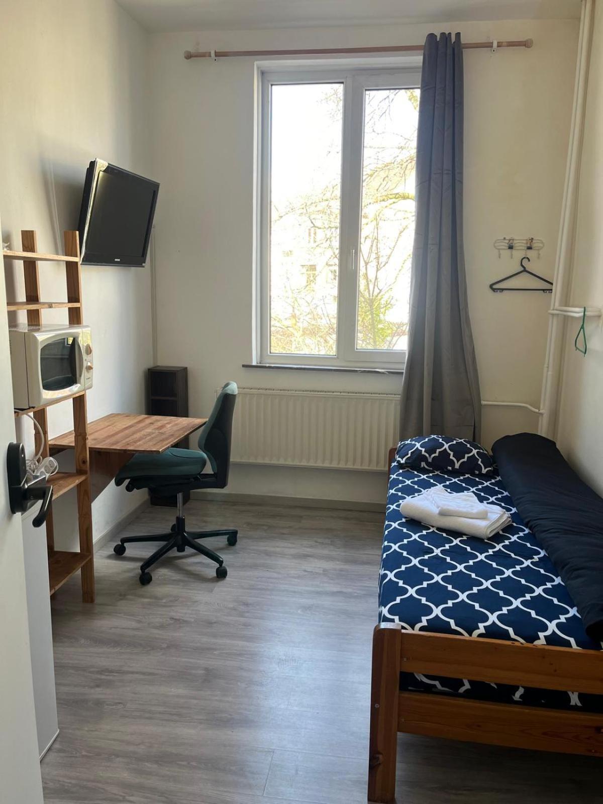 European District Hostel Brussels Exterior photo